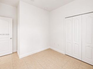 1652 SE 28th St Unit 200, Homestead, FL 33035