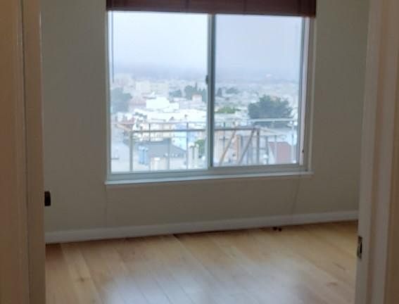 5th image of 1625 Leavenworth St APT 307