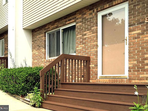 2nd image of 868 Galen Dr