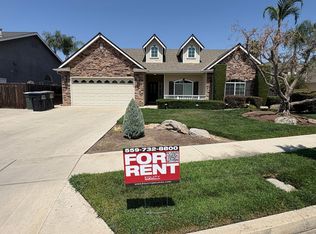 6226 W Oak Ave, Visalia, CA