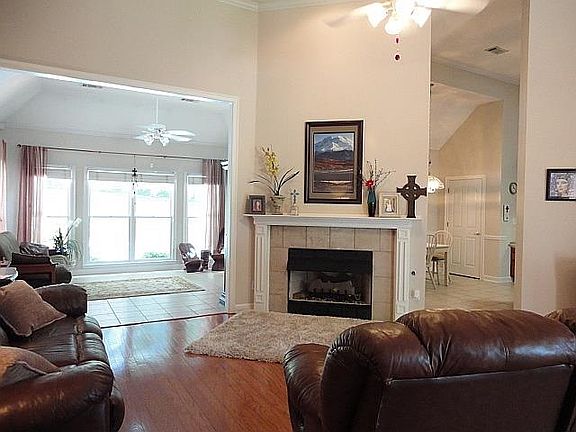 3rd image of 8210 Rebecca Woods Dr