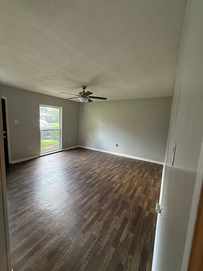 Home available in Old Pooler — Photo 3
