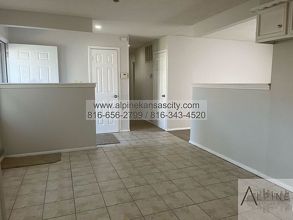 4th image of 7305 E 108th Dr