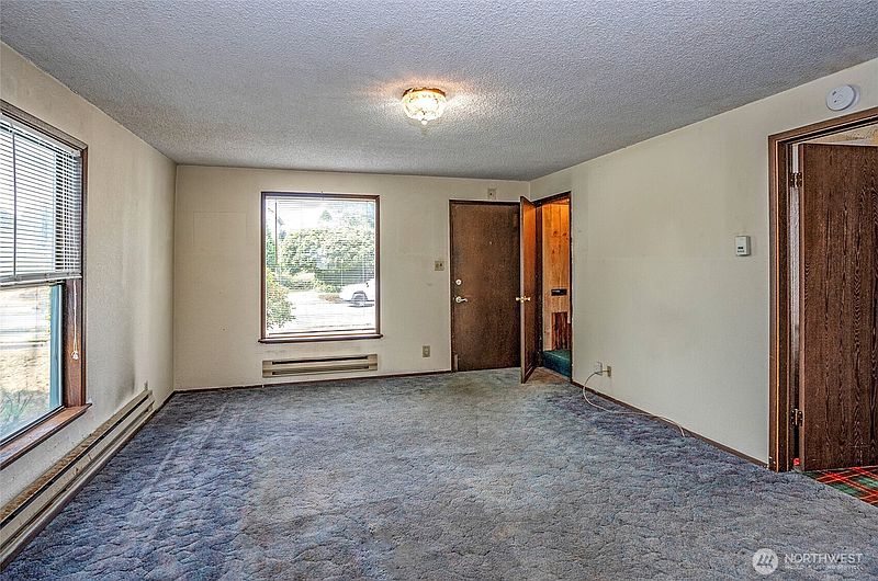 5th image of 2513 Cedar Street