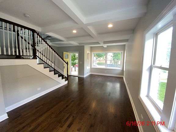 4th image of 2719 N 74th Ct