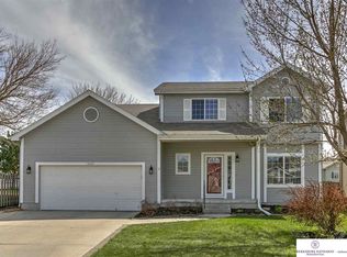 18609 Anne St, Omaha, NE 68135