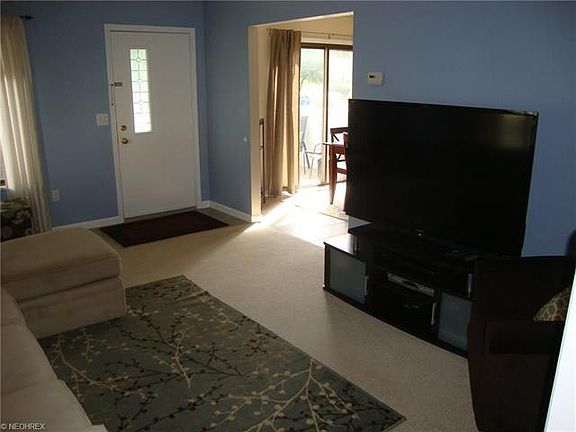 4th image of 5537 Wrens Ln APT A