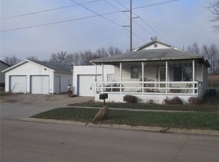 219 W 9th St, Boone, IA 50036