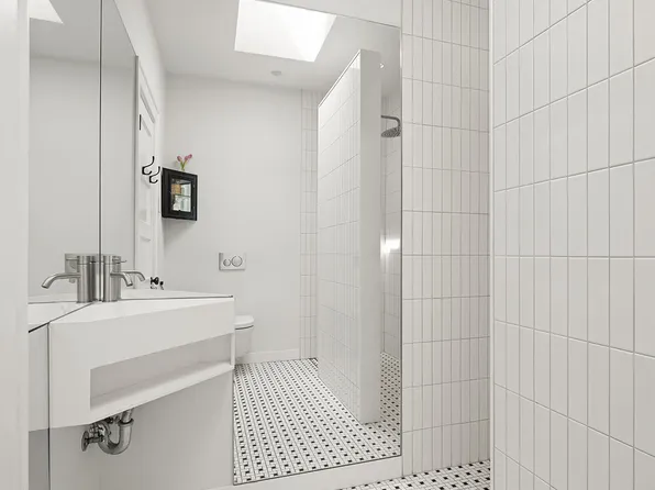 125 Rutland Road image 10 of 21