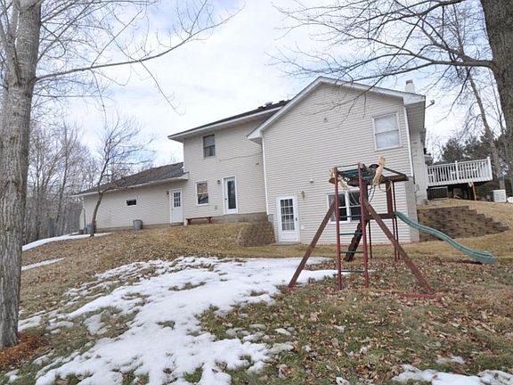 3rd image of 34892 Lily St NW
