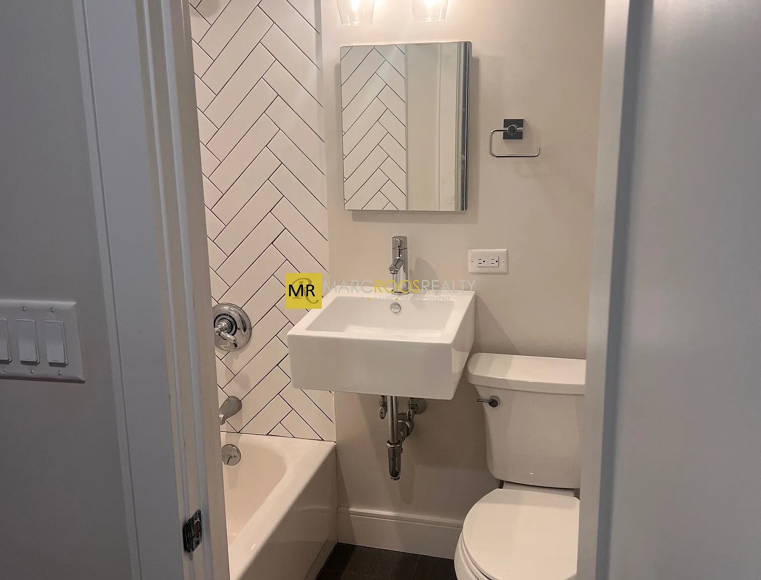 1 bed, 450 sqft, $3,000 — Photo 3