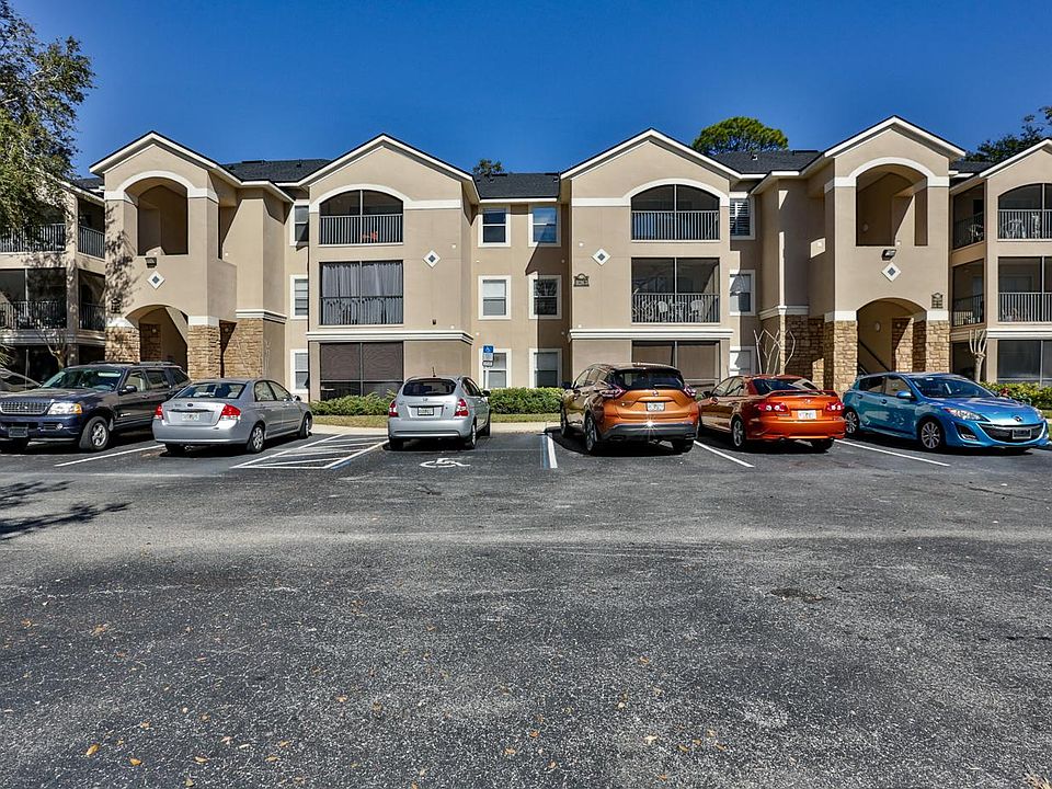 1st image of 940 Village Trl Unit 3-203