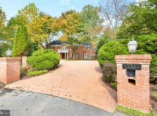 13813 Hidden Glen Ln, Gaithersburg, MD 20878