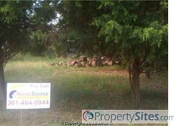 1st image of 8011 Knollwood St