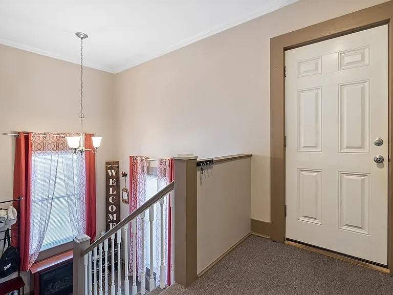 19 Schofield Ave #2 — Photo 3