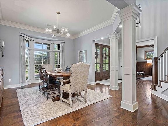 5th image of 16617 Rosewood St