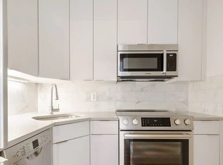 250 W 19th St APT 5M, New York, NY 10011