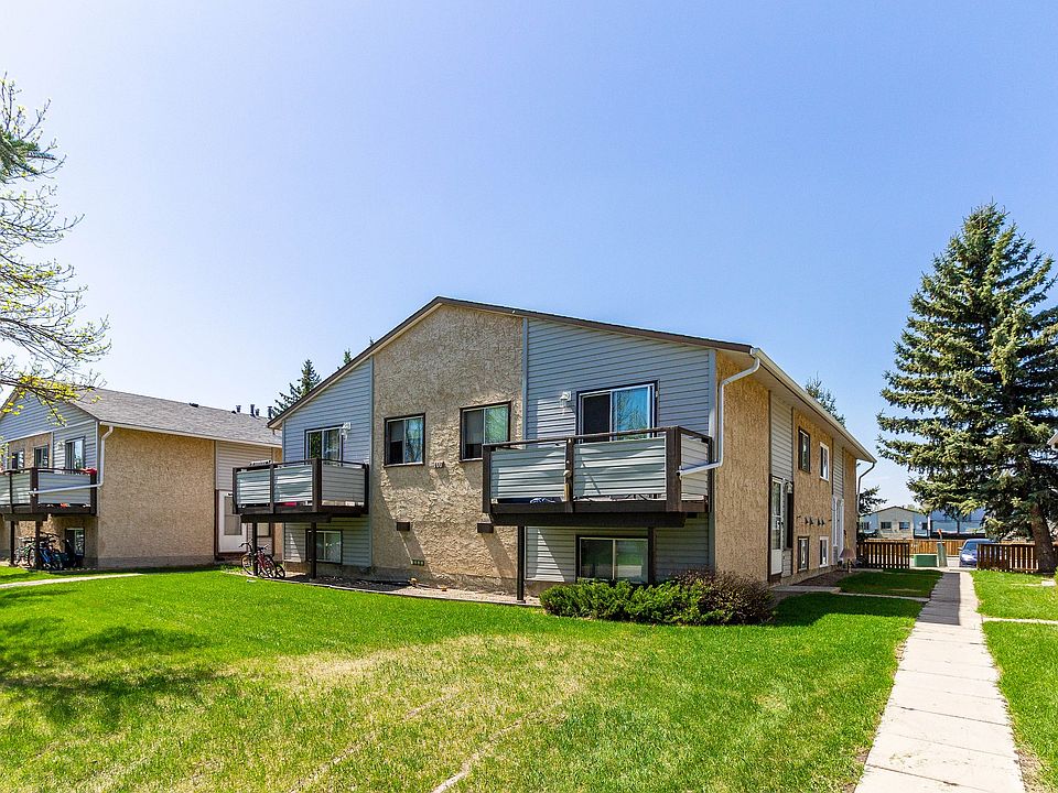 1st image of 102 Oak Ave #102B