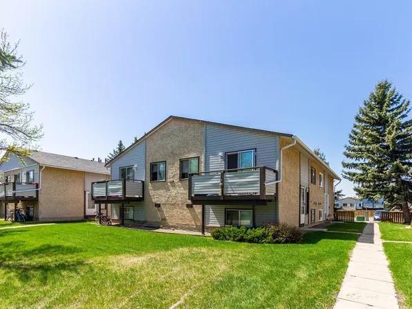 102 Oak Ave #102B, Okotoks, AB T1S 1H9