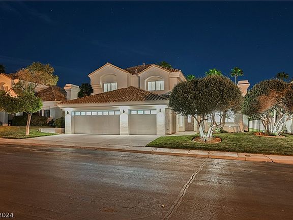 3rd image of 8112 Lake Hills Dr