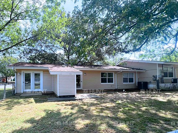 2nd image of 179 Pennsylvania Dr