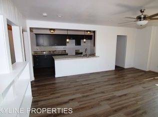 2653 Knoxville Ave, Long Beach, CA 90815