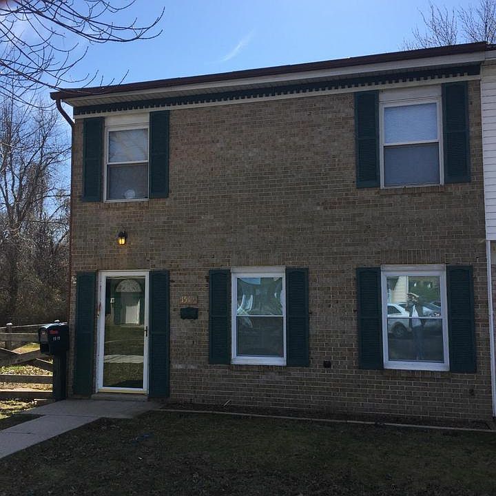 1st image of 1519 Charlestown Dr