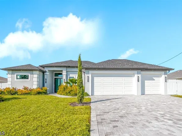 933 NW 8th Ter, Cape Coral, FL 33993