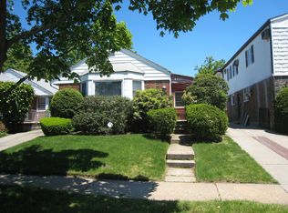 7323 Park Dr E, Kew Garden Hl, NY 11367