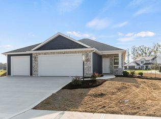 1039 Midnight Chase Grv, Fort Wayne, IN 46845