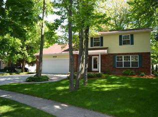 1808 Candlestick Ln, Midland, MI 48642