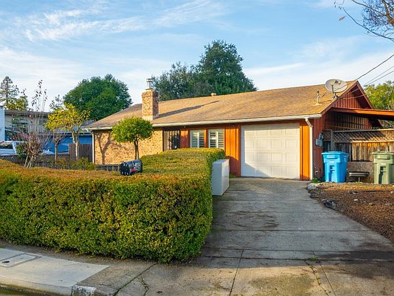2nd image of 546 Lewrosa Way