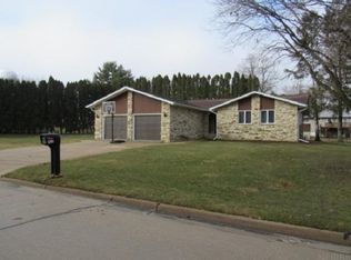 341 Celgo Ave, Monticello, IA 52310