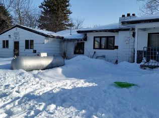 411 4th Ave S, Dazey, ND 58429