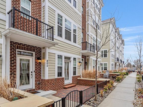 5th image of 805 Francis Harris Pl #B