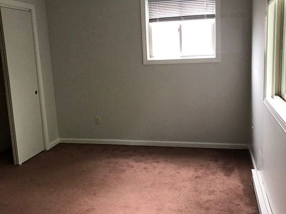 4th image of 31 Hyde St #10811645