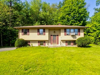 6 Pine Wood Dr, Southampton, MA, 01073