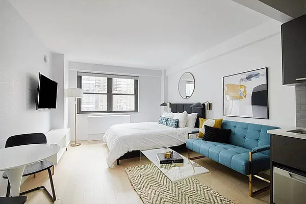 Rented by Manhattan Realty Group | media 1