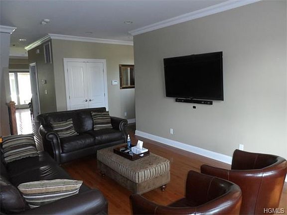 4th image of 44 Harrison St #8B