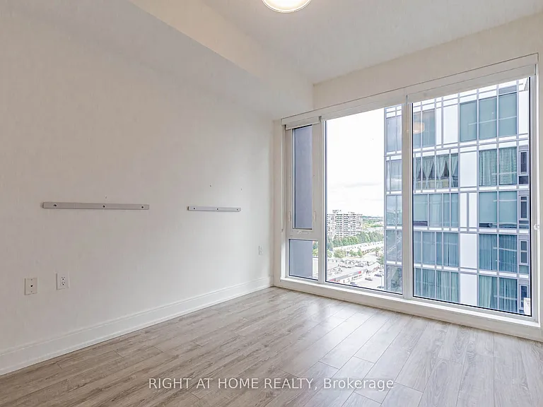 9608 Yonge St #1603 — Photo 21