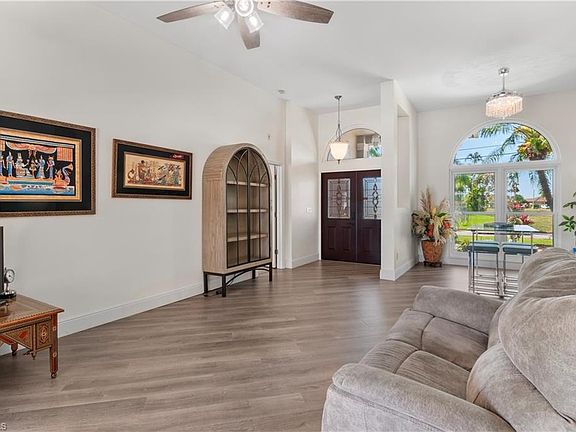 3rd image of 2035 SE 20th LN