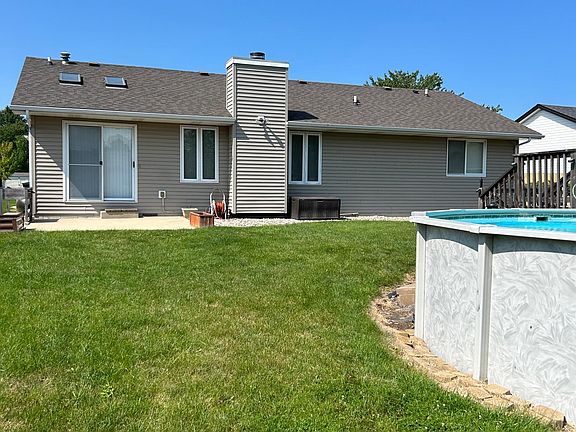 2nd image of 1533 Sir Lancelot Dr #1533
