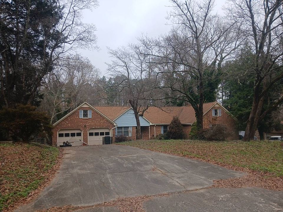 1st image of 2510A Wedgewood Dr