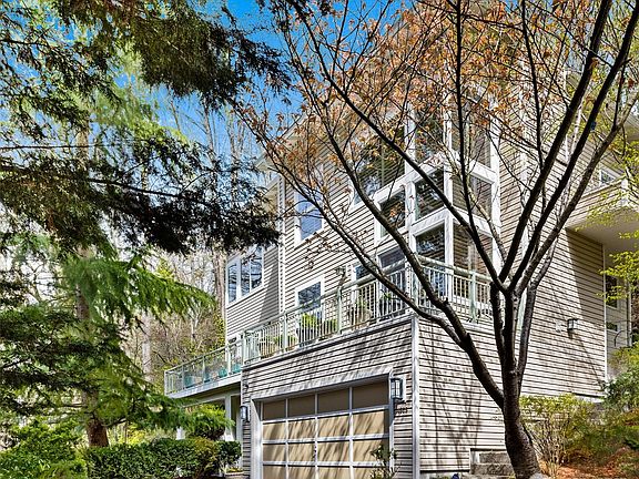 2nd image of 4525 47th Avenue S