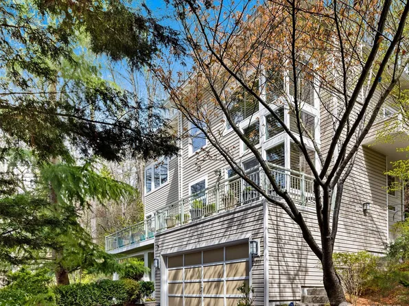 4525 47th Avenue S, Seattle, WA 98118