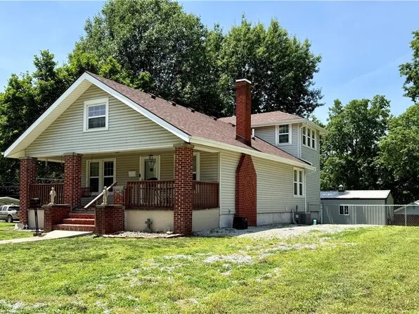410 S Institute St, Richmond, MO 64085