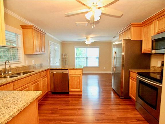 3rd image of 1593 Esterbrook Ln
