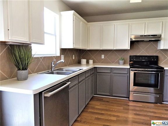 4th image of 4308 Thunder Creek Dr