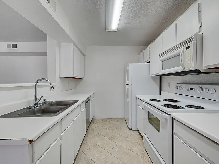 8101 W Flamingo Rd #1017-BLD3 — Photo 11