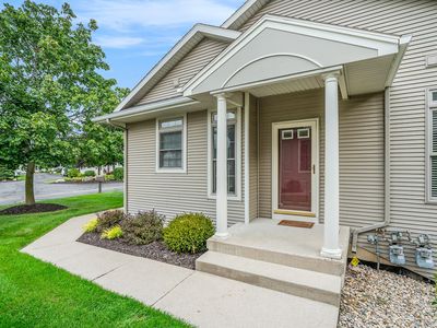 1092 Kensington St NW, Grand Rapids, MI, 49534